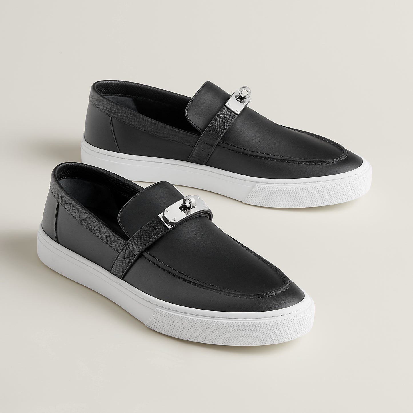 Game slip-on sneaker black