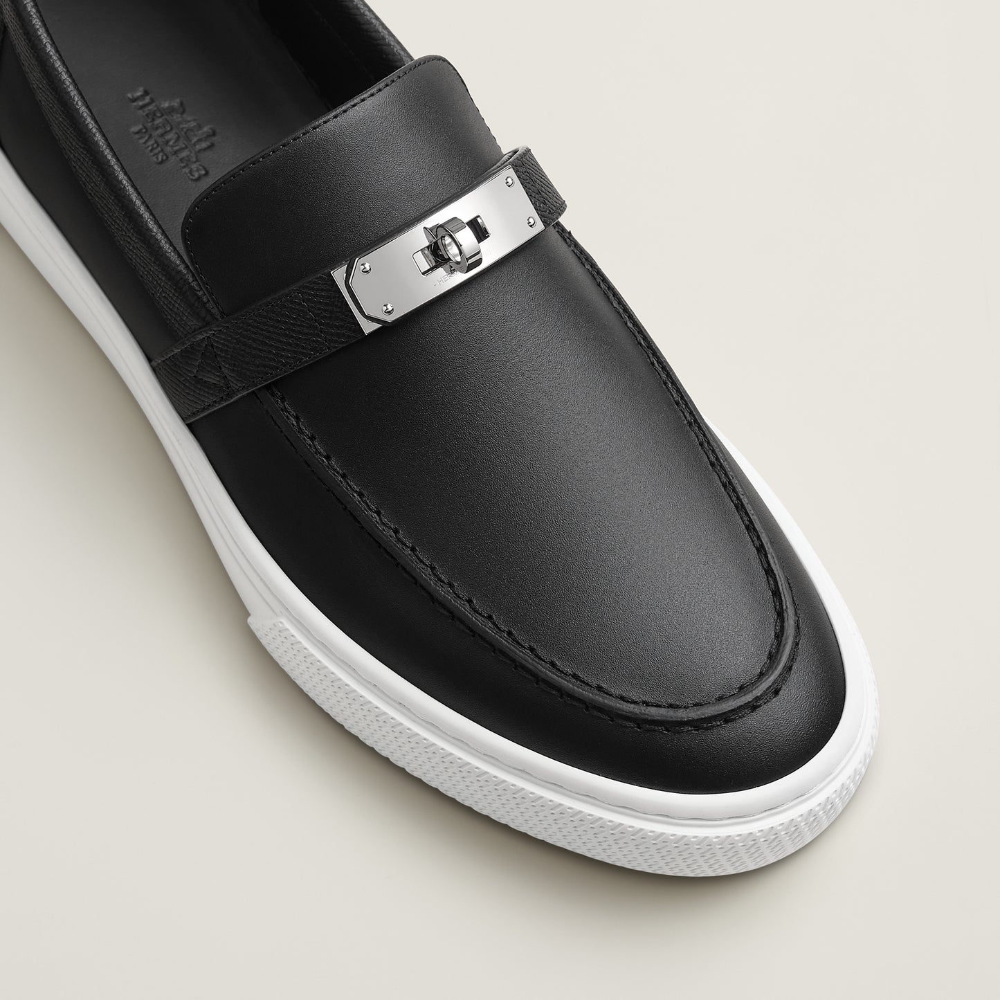 Game slip-on sneaker black