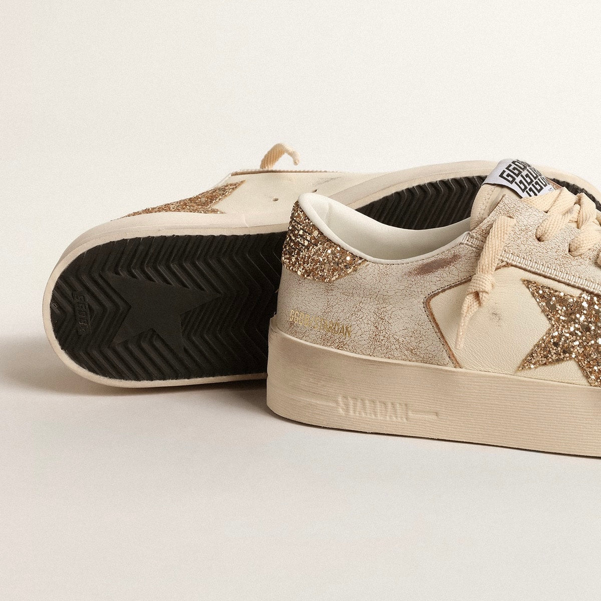 Golden Goose Stardan in ecru nappa leather with gold glitter star and heel tab(Women's)