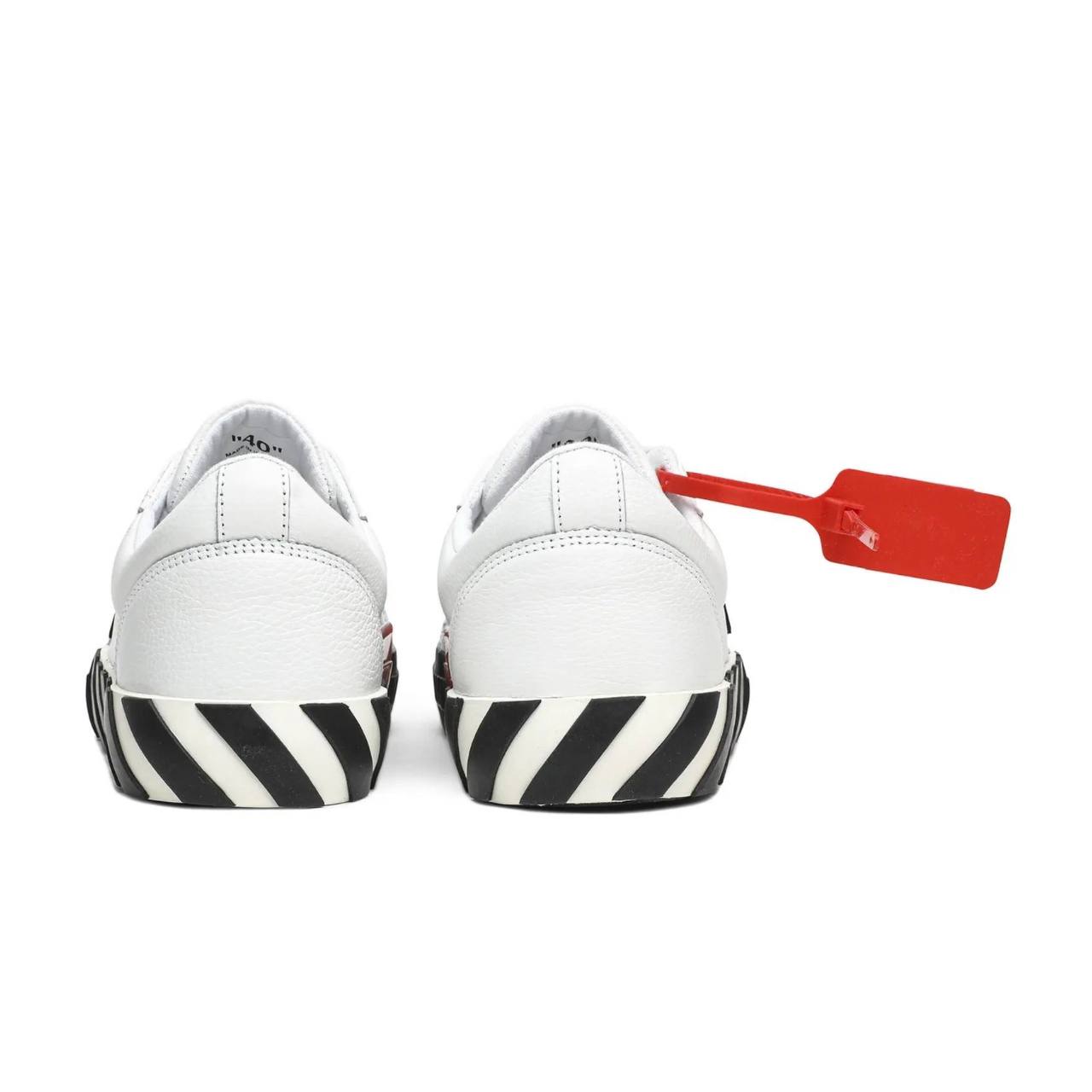 Off-White Vulcanized Low 'White Black